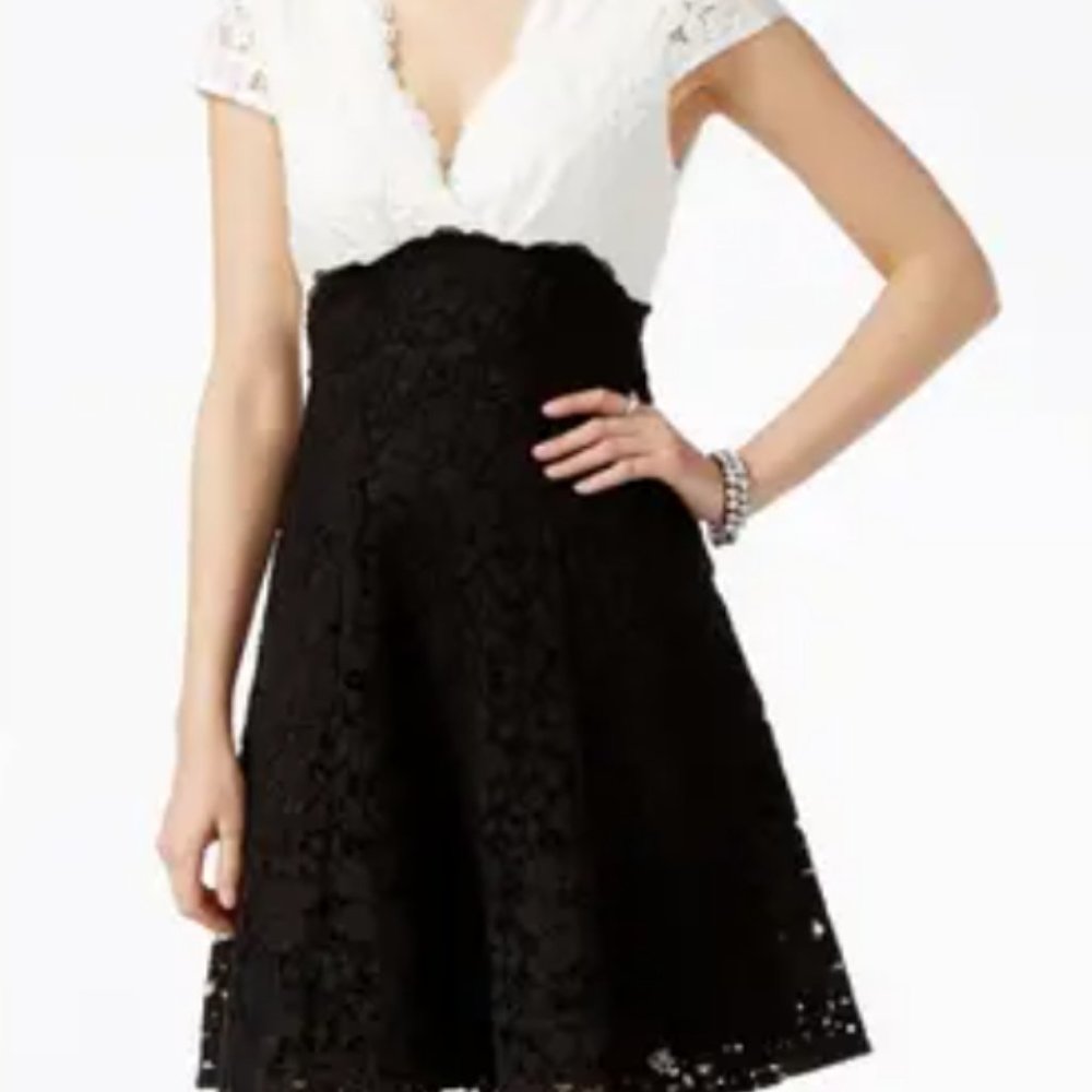 Betsey Johnson Black White Floral Lace Sheath